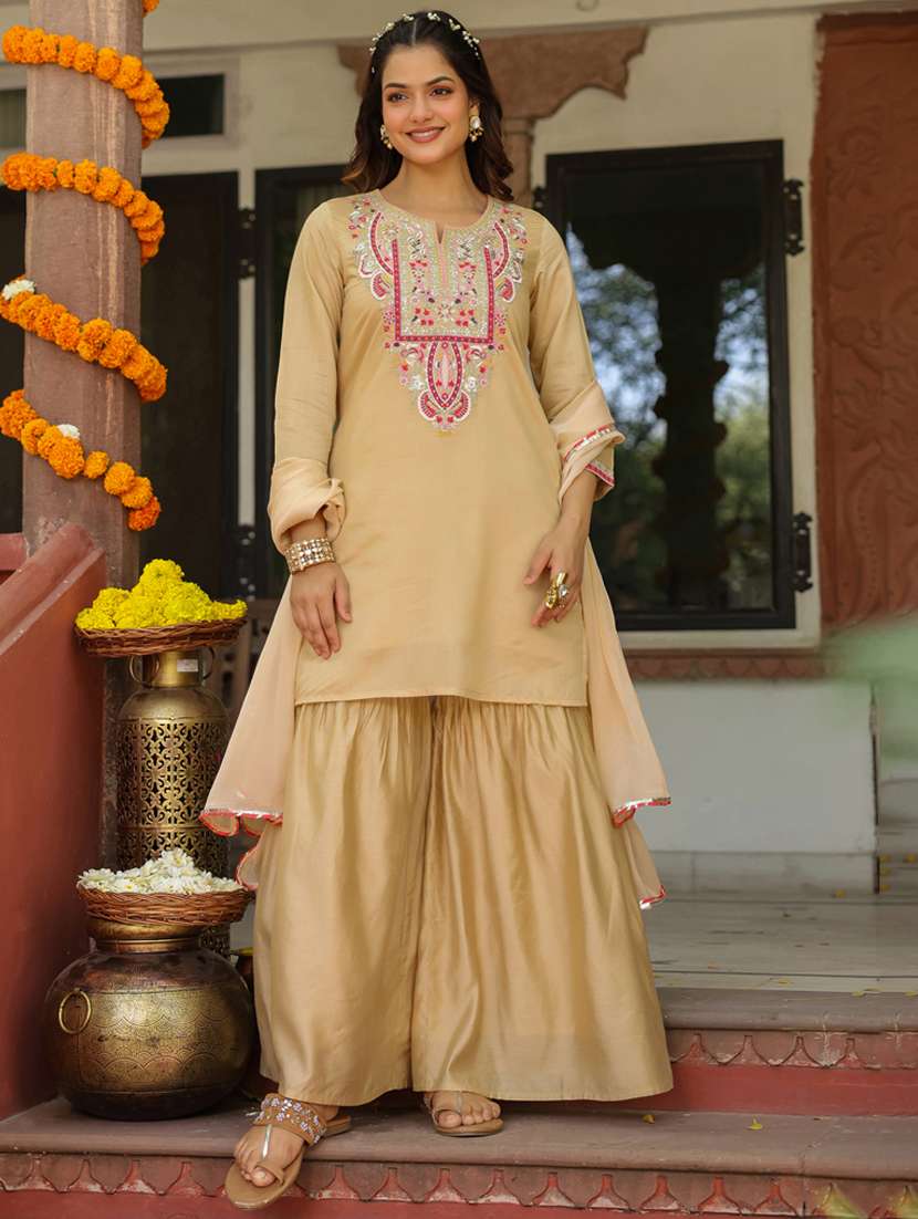 women three quarter sleeve kurta sharara with dupatta set