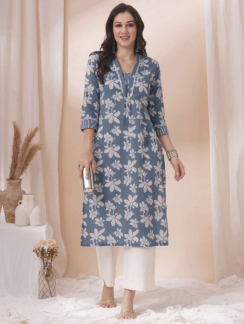women three quarter sleeve straight kurta