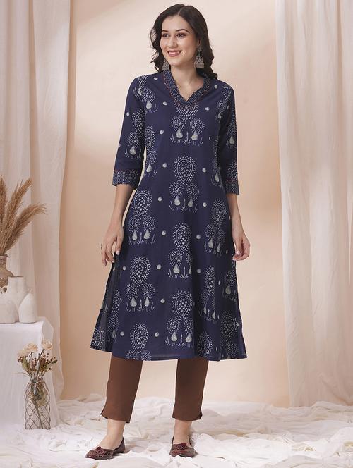 women three quarter sleeve a-line kurta - 21925761 - Standard Image - 0