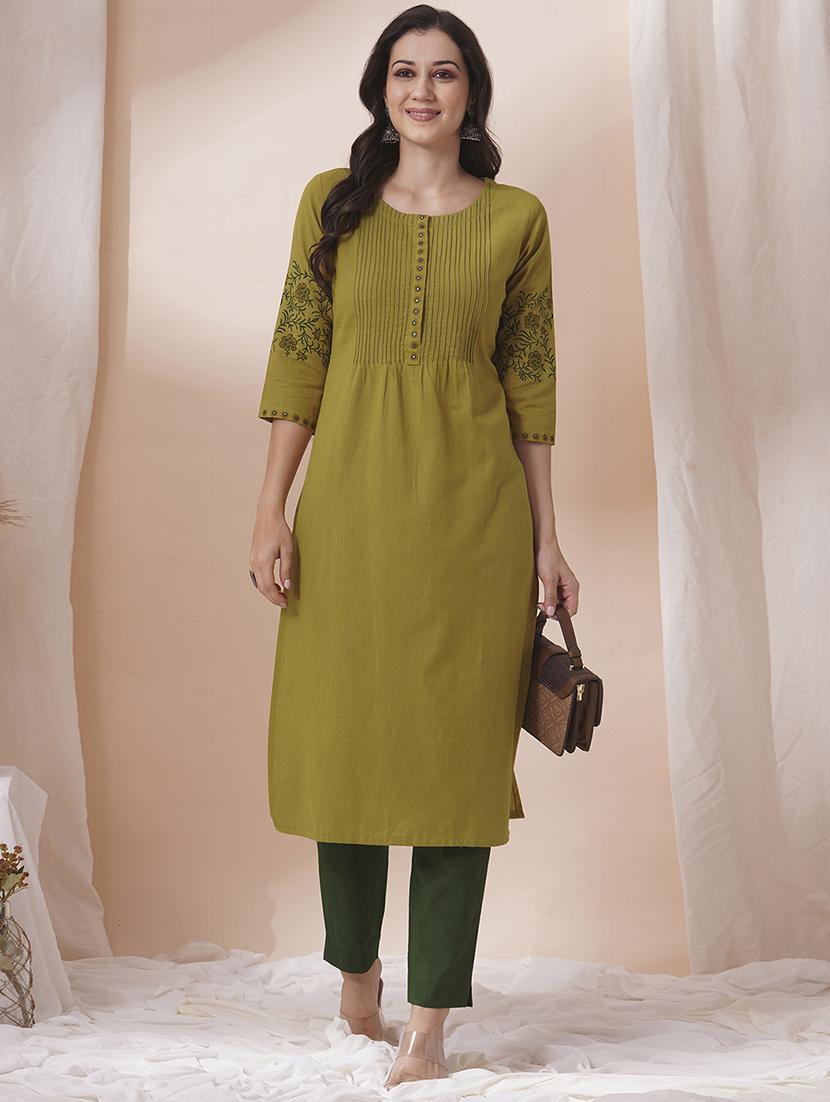 women three quarter sleeve straight kurta - 21925773 - Zoom Image - 0