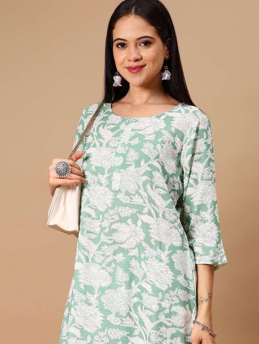 women three quarter sleeve straight kurta