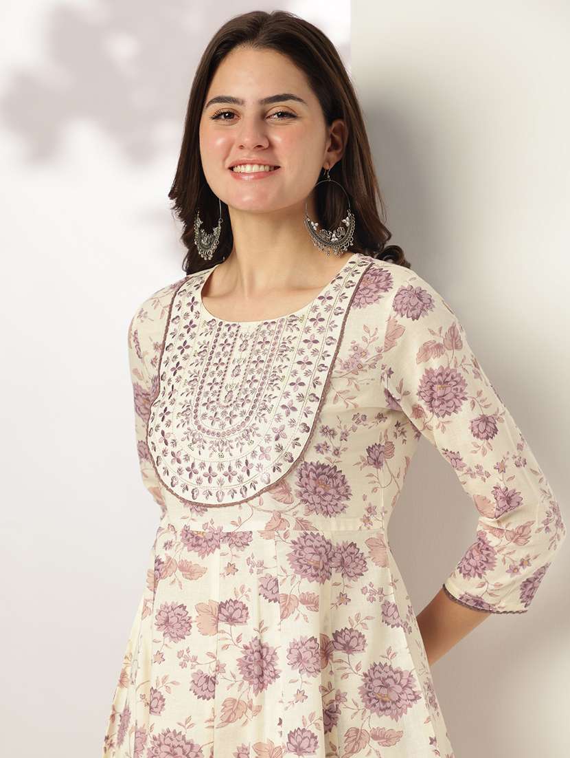 women three quarter sleeve kurta pant with dupatta set - 21926824 -  Standard Image - 2