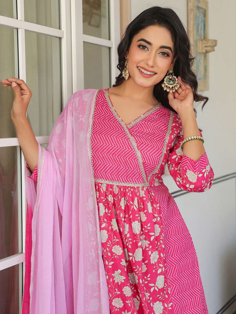 women three quarter sleeve kurta palazzo with dupatta set - 21926825 -  Standard Image - 7