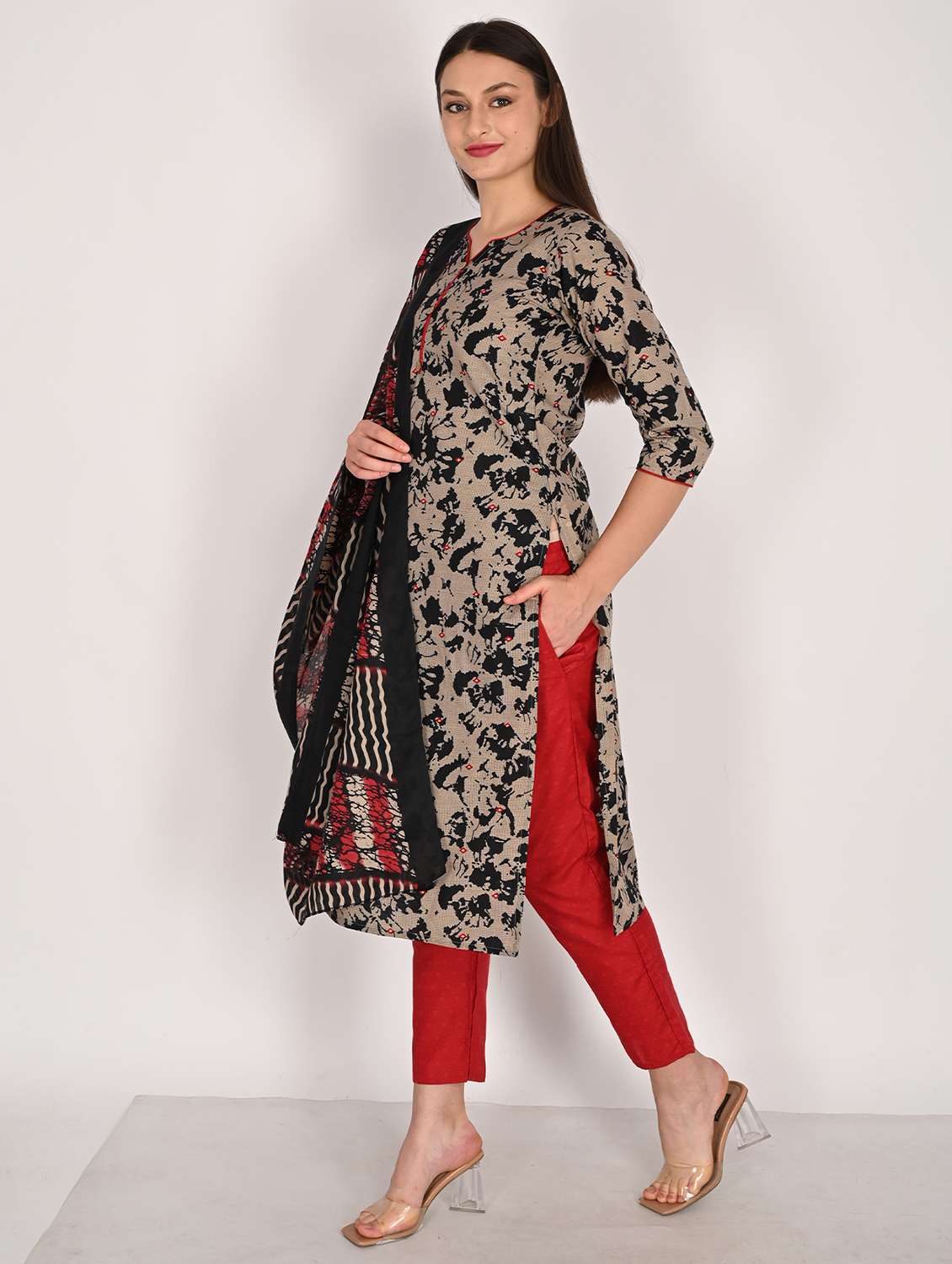 women three quarter sleeve kurta pant with dupatta set - 21930375 - Standard Image - 2
