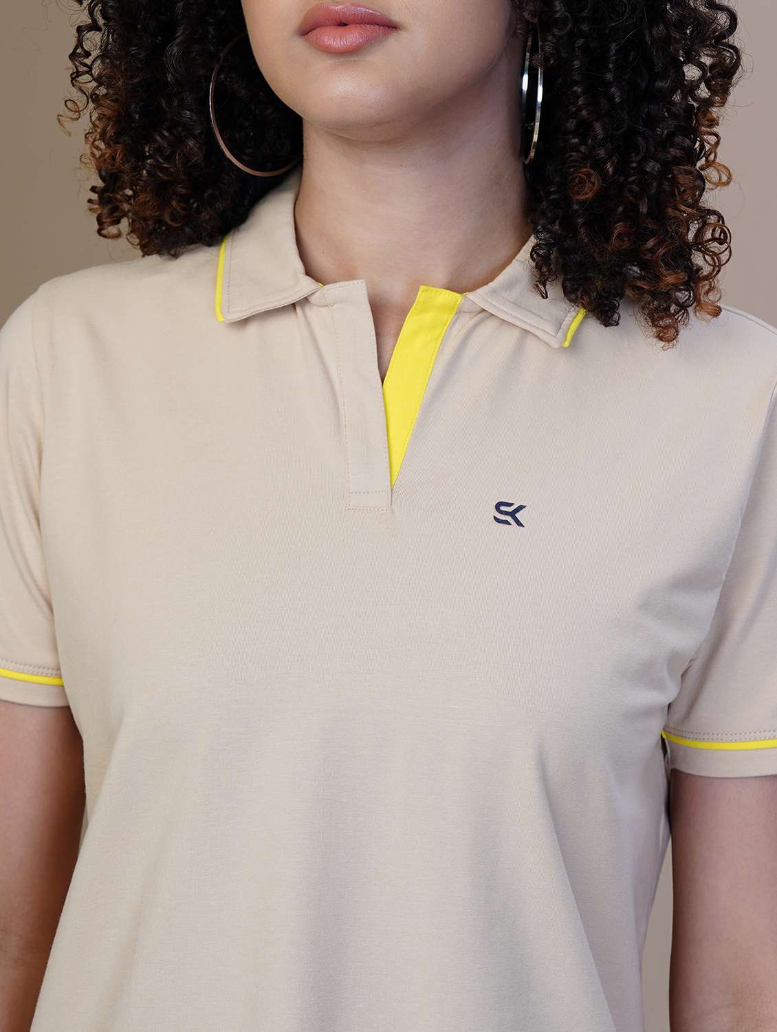 women solid short sleeves polo t-shirt - 21930768 - Standard Image - 2