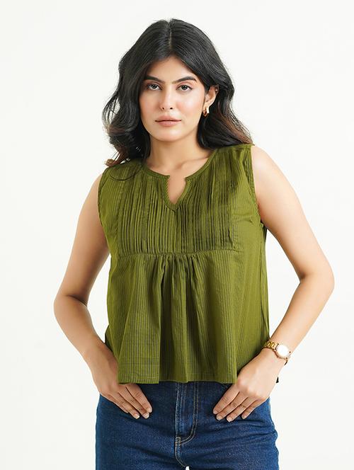 women solid sleeveless regular fit top - 21931167 - Standard Image - 0