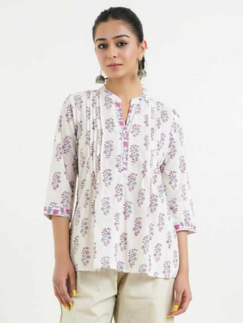 women floral printed three quarter sleeve a-line kurti - 21931173 - Standard Image - 0
