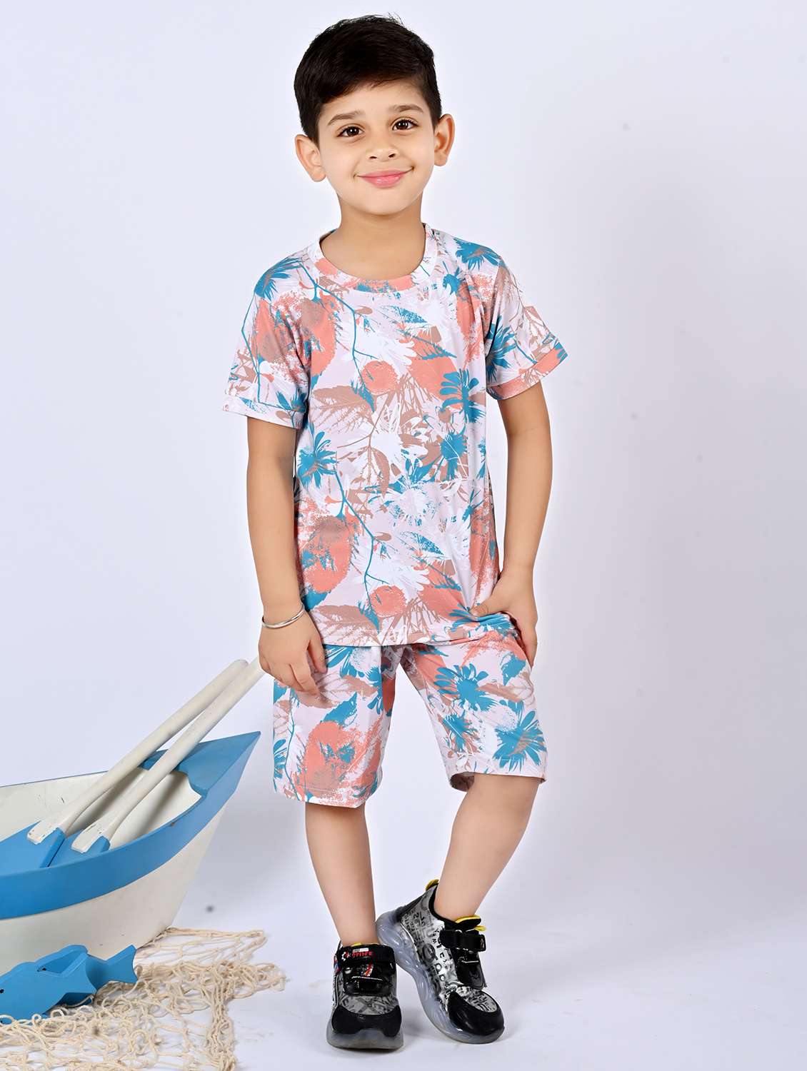 boys printed t-shirt & short co-ord set