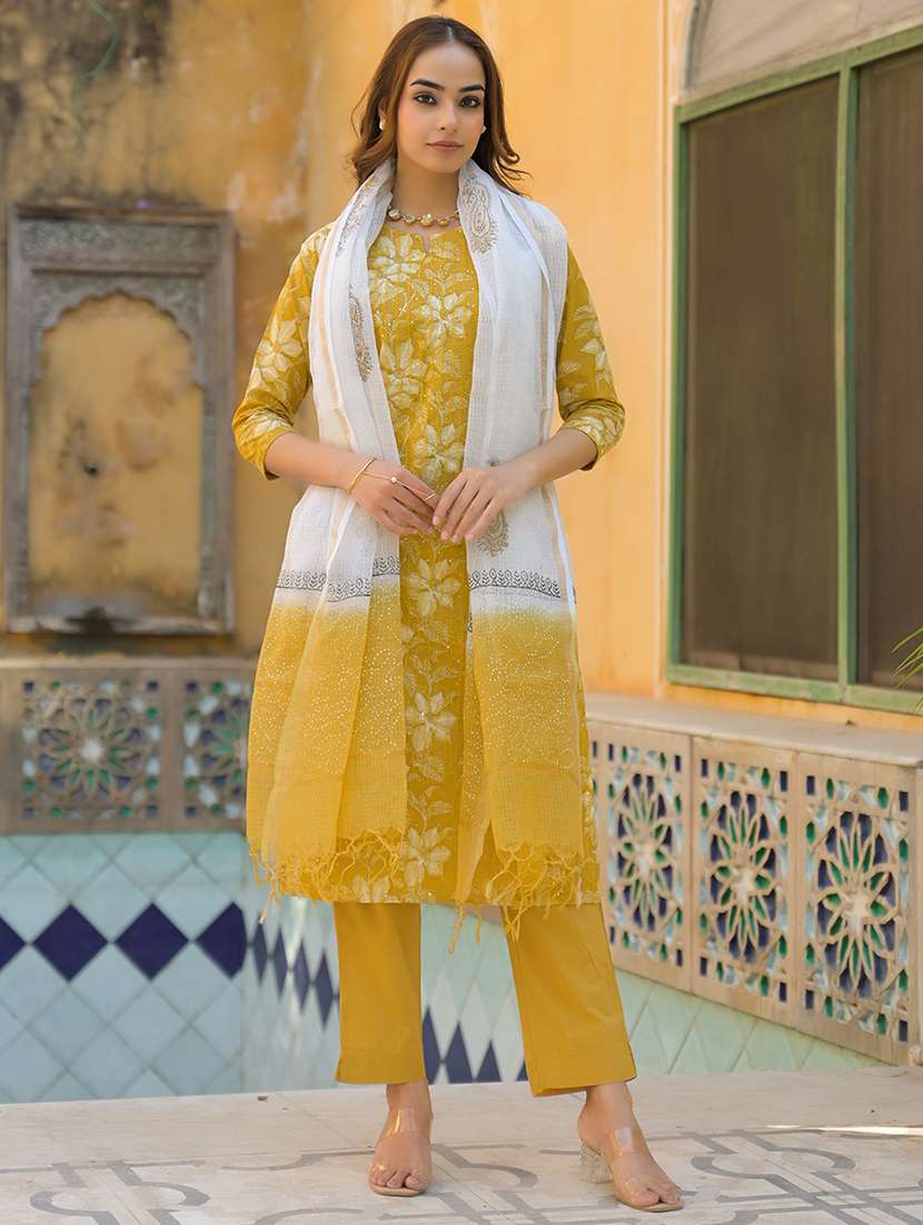 women three quarter sleeve kurta pant with dupatta set