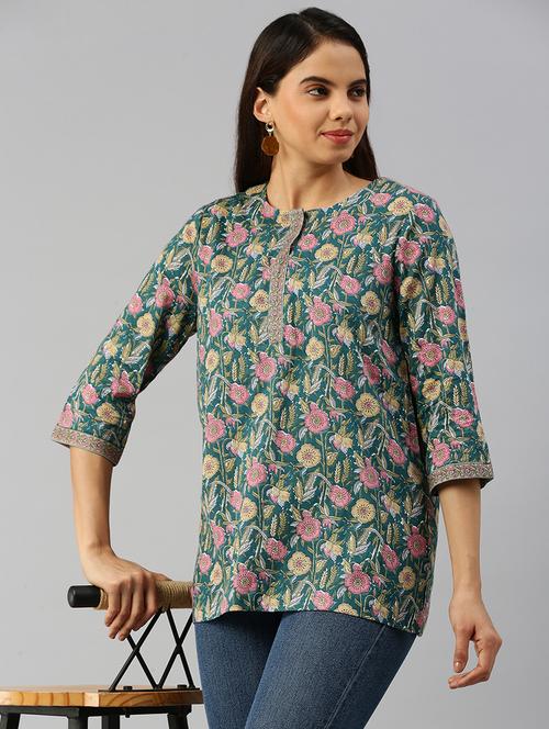 women three quarter sleeve straight kurti - 21931256 - Standard Image - 0