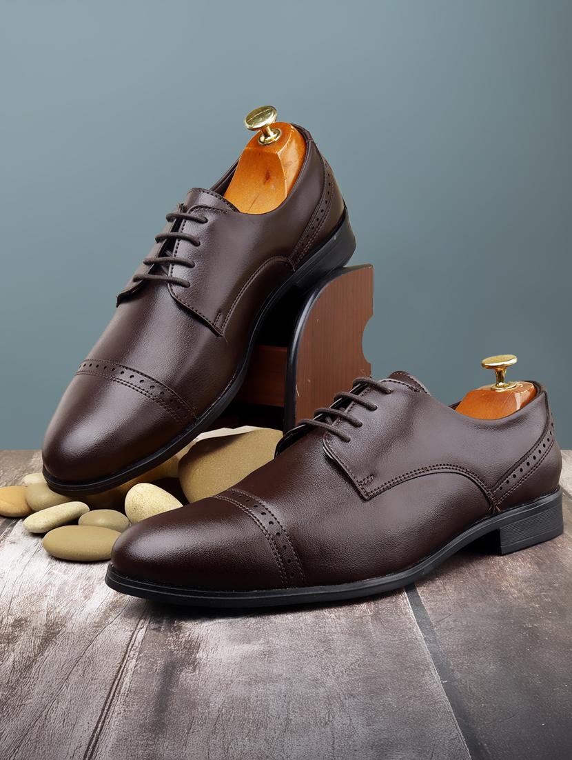 men brown lace-up brouge - 21931650 - Zoom Image - 0