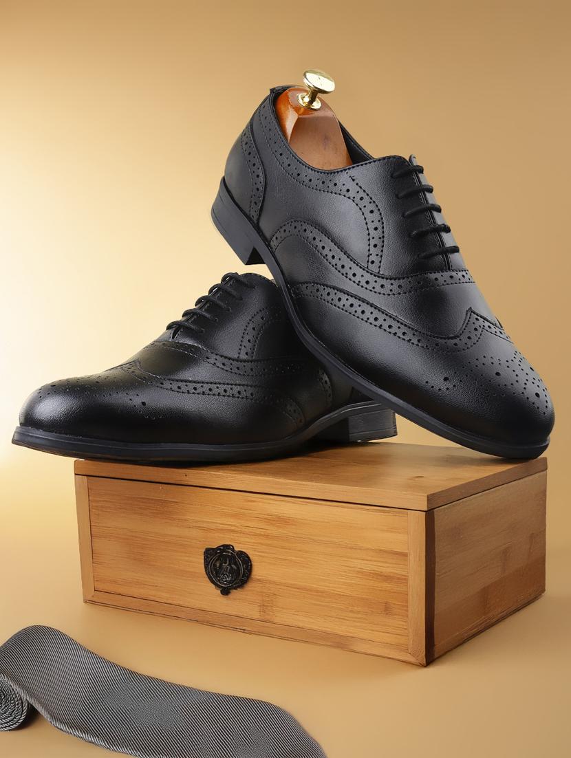 men black lace-up brouge - 21931659 - Zoom Image - 0