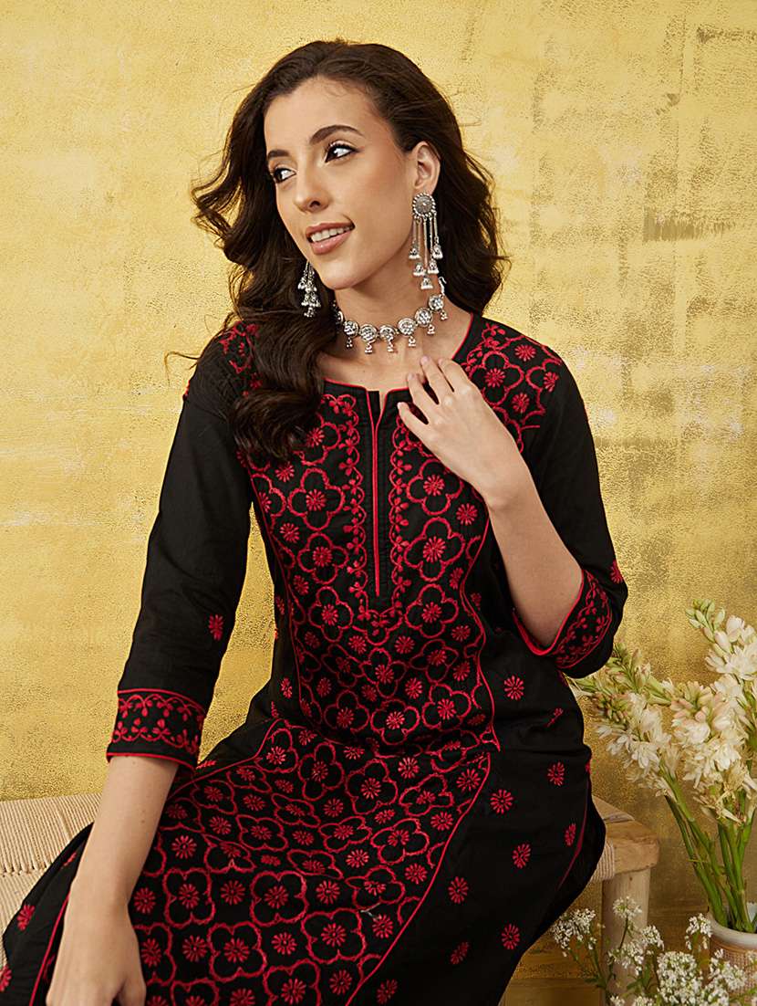 women chikankari three quarter sleeve straight kurta - 21933428 -  Standard Image - 2