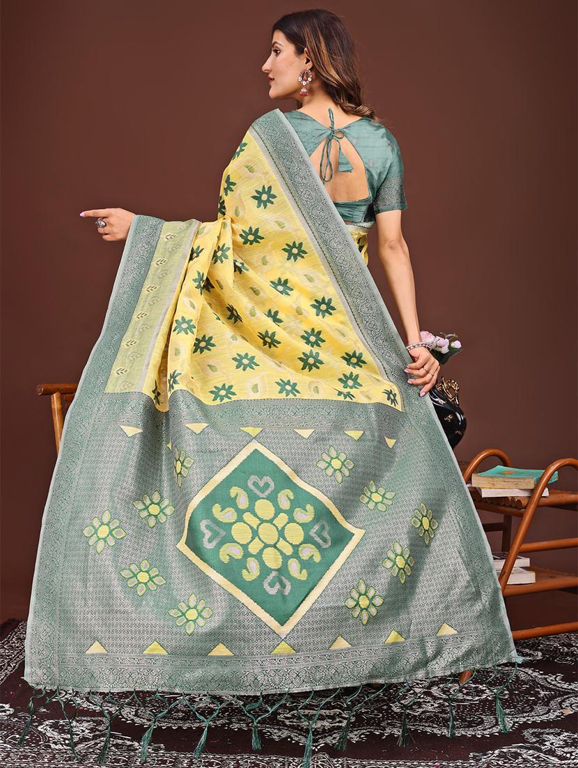 women self design bordered saree with blouse - 21933536 - Standard Image - 2
