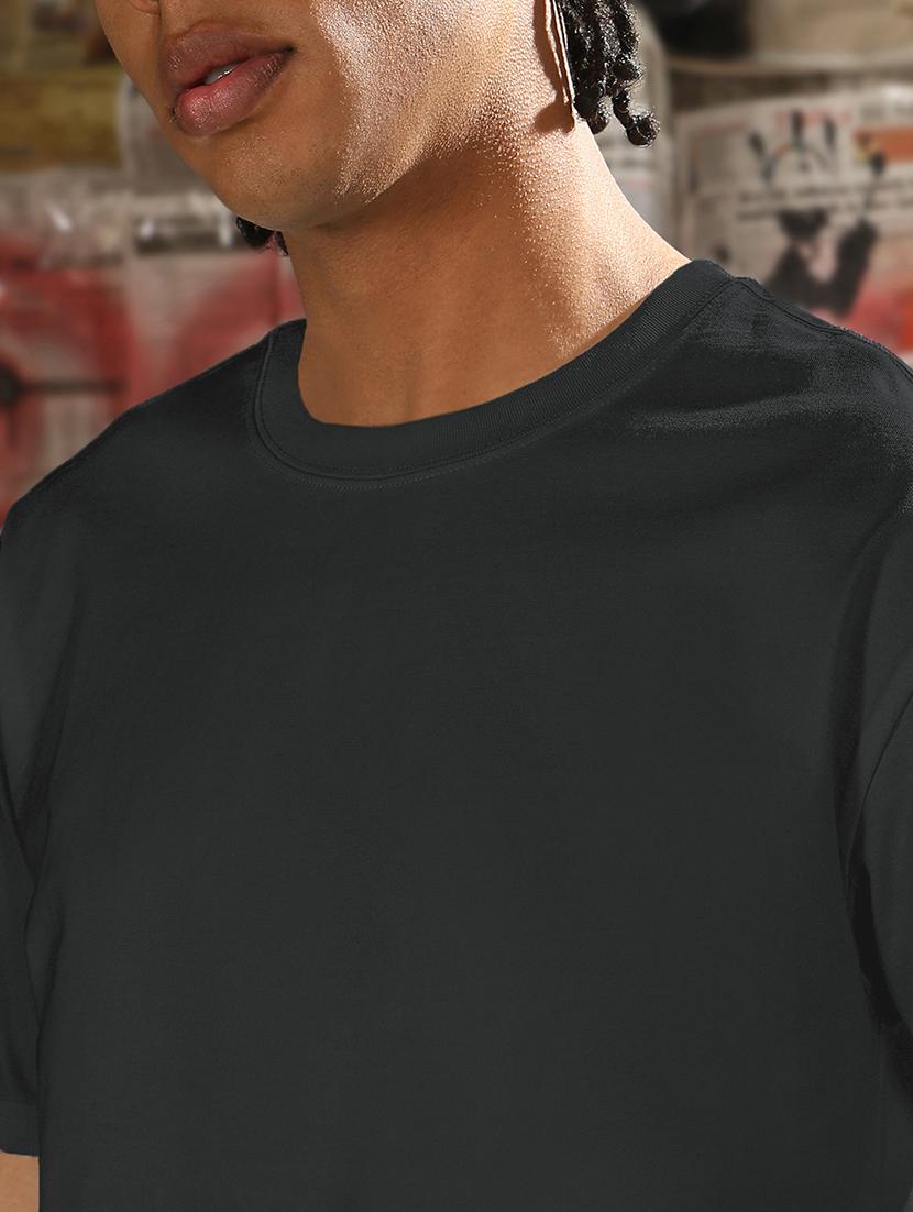men solid short sleeve regular fit t-shirt - 21933648 - Standard Image - 2