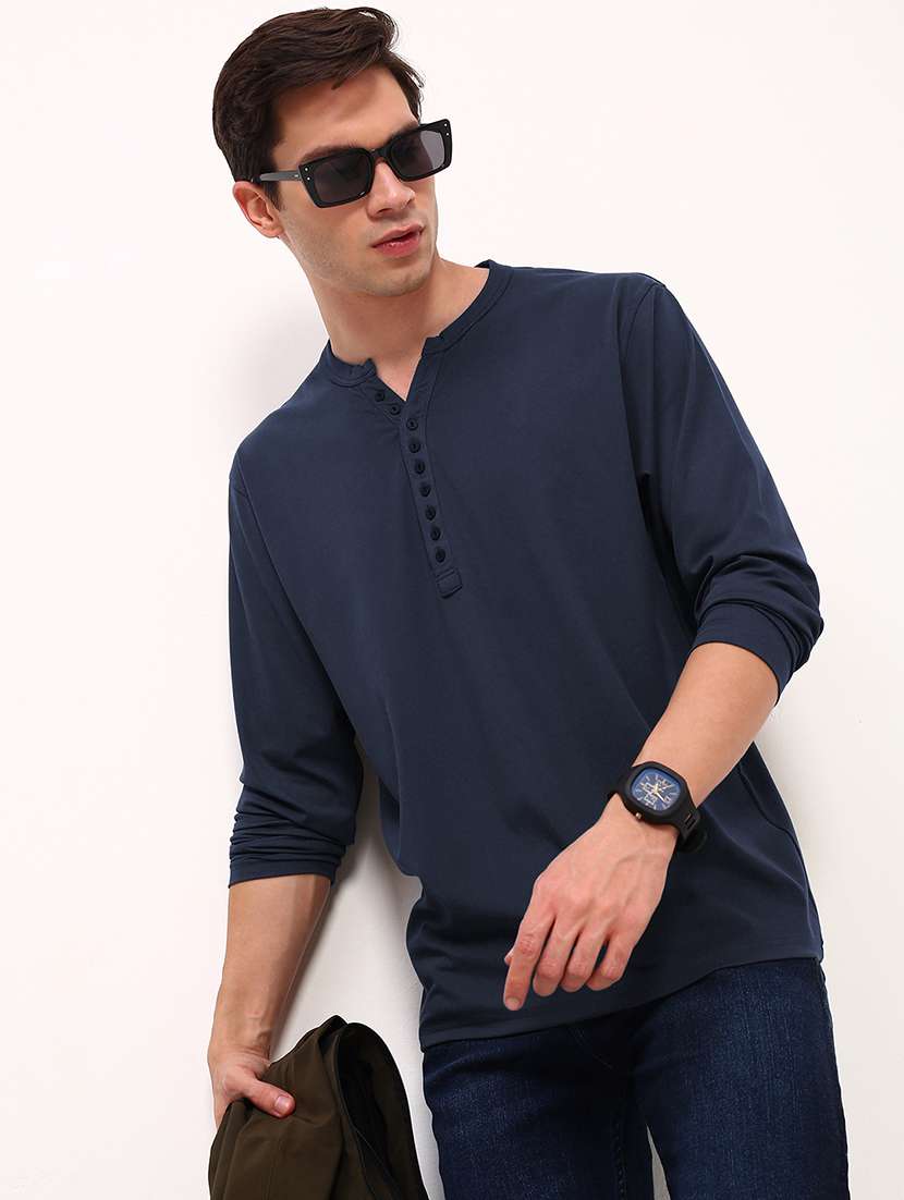men solid long sleeve regular fit t-shirt - 21933651 - Zoom Image - 0