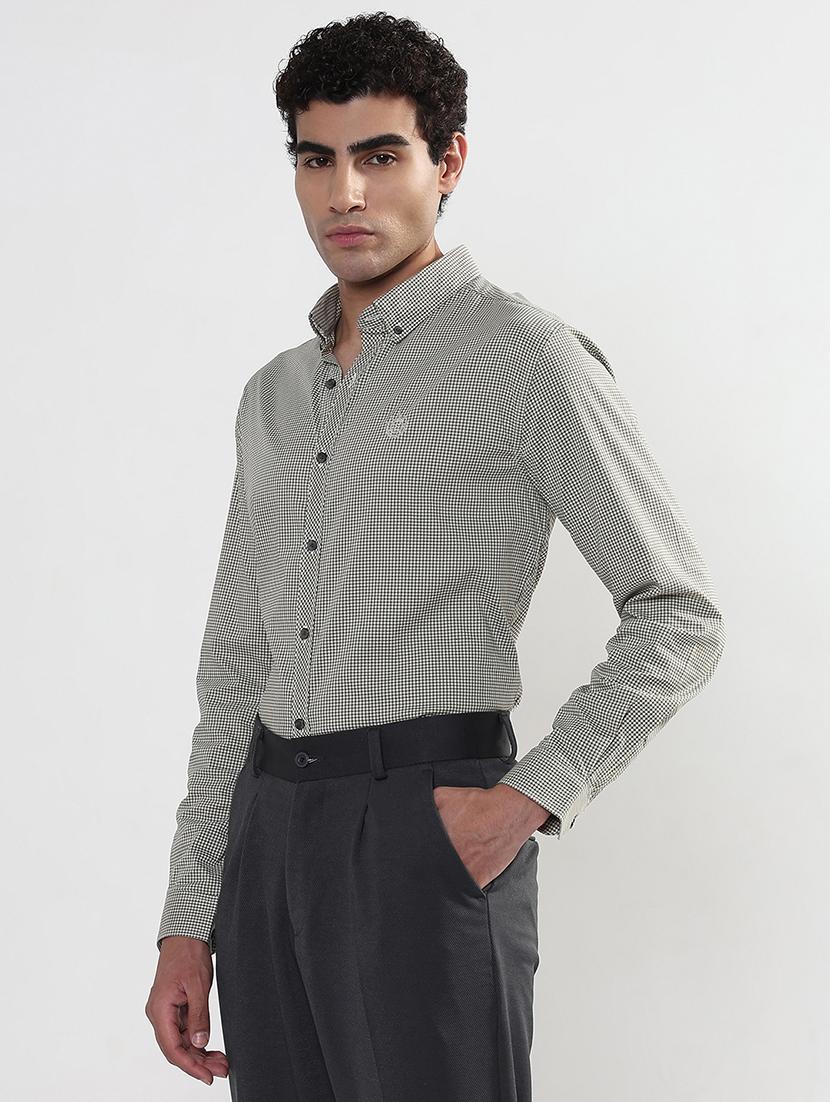 men checkered long sleeve collared formal shirt - 21933684 - Standard Image - 2