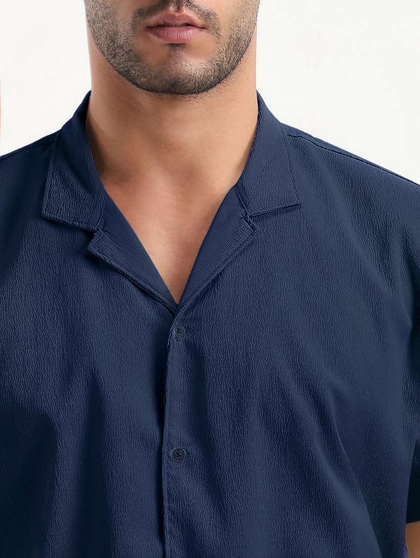 men solid short sleeve regular fit casual shirt - 21933693 - Standard Image - 2