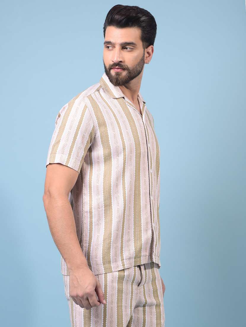 men self design short sleeve slim fit casual shirt - 21933832 -  Standard Image - 2