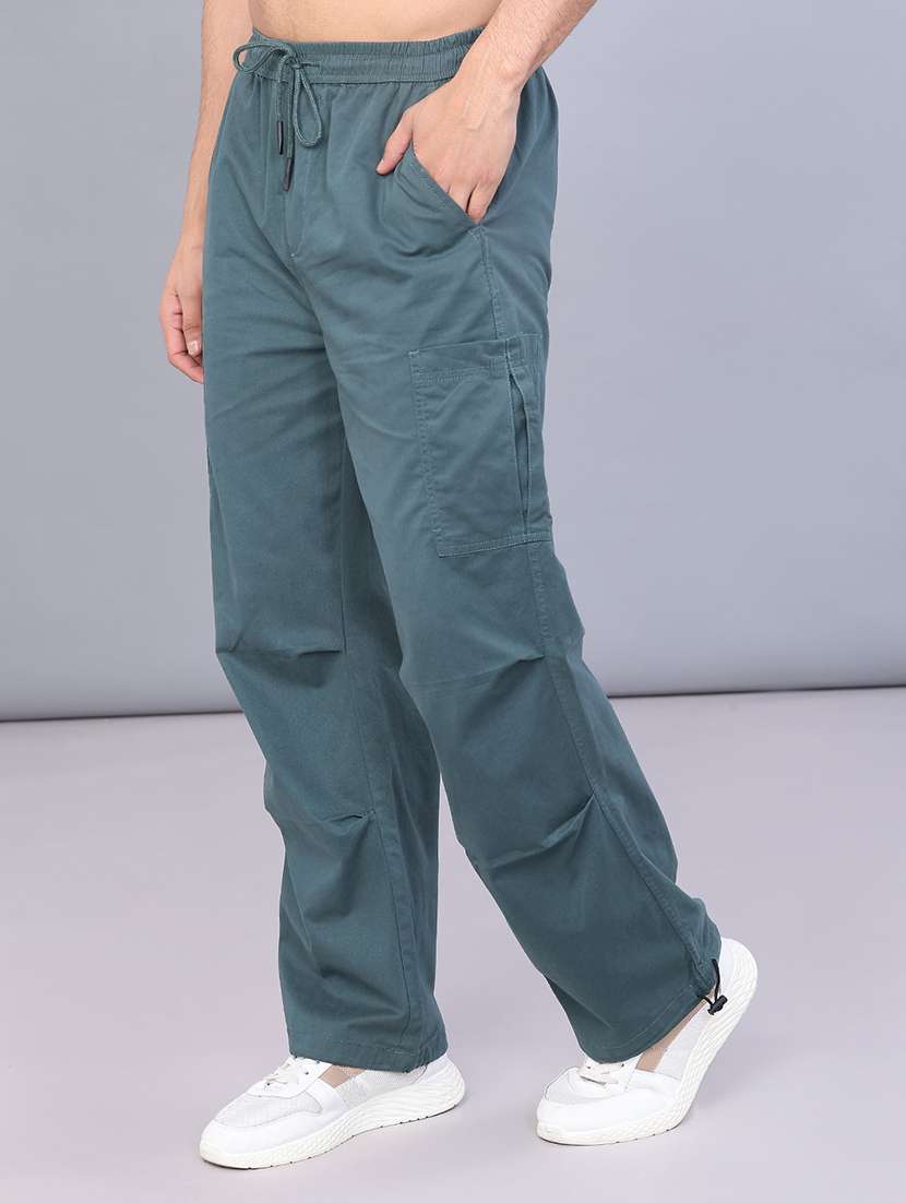 men solid mid rise regular fit cargo - 21934134 -  Standard Image - 2
