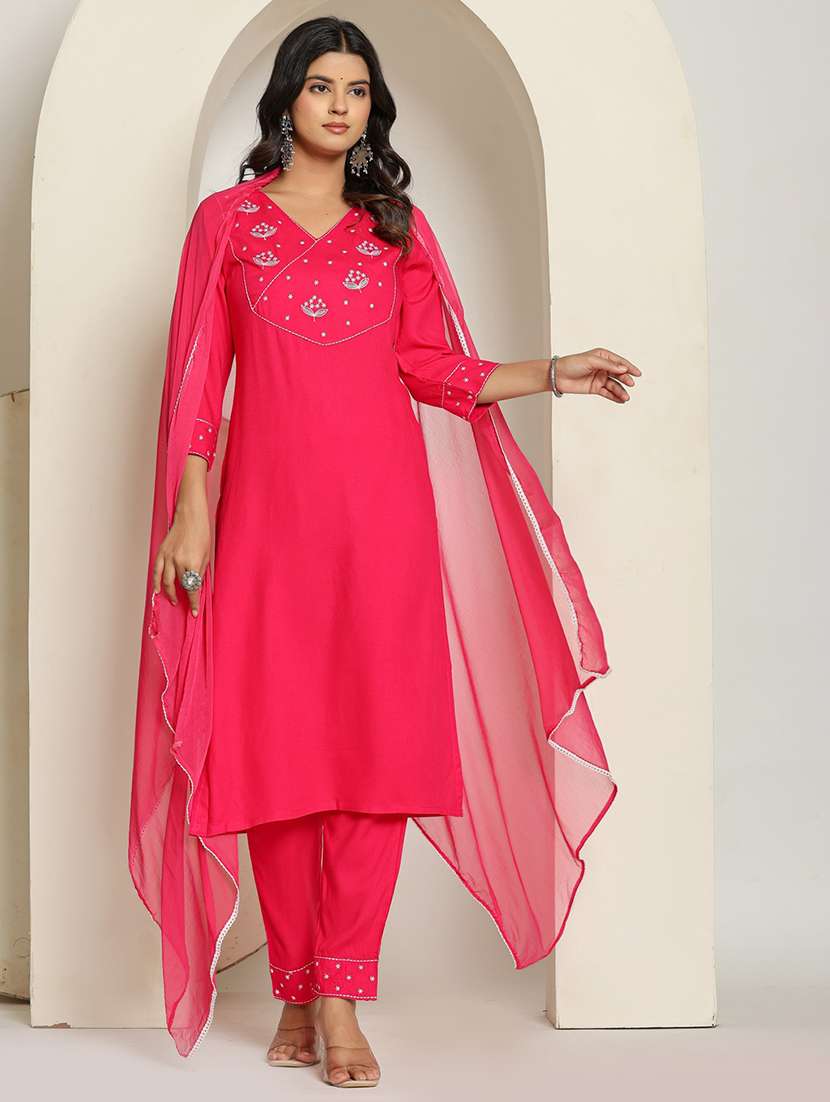 women three quarter sleeve kurta pant with dupatta set