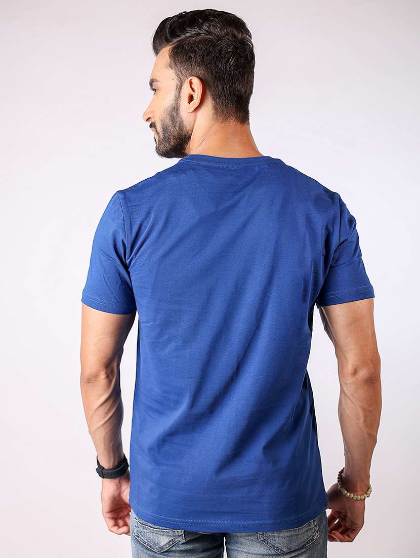 men front print round neck regular fit t-shirt - 21934731 -  Standard Image - 2