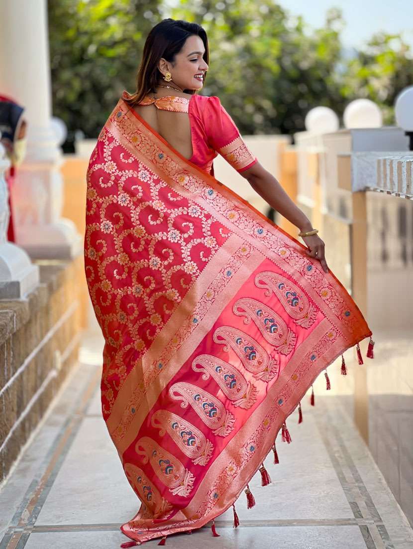 women self design banarasi saree with blouse - 21935120 -  Standard Image - 2