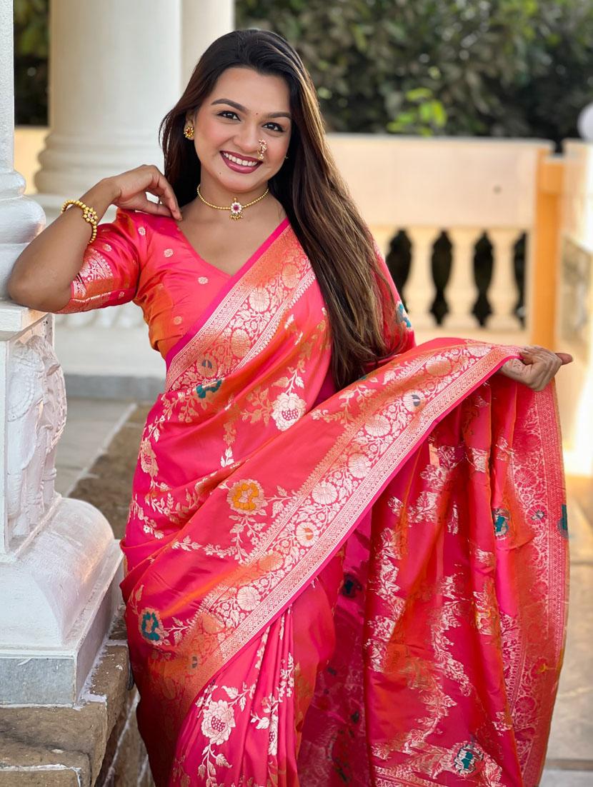 women self design banarasi saree with blouse - 21935138 - Standard Image - 2