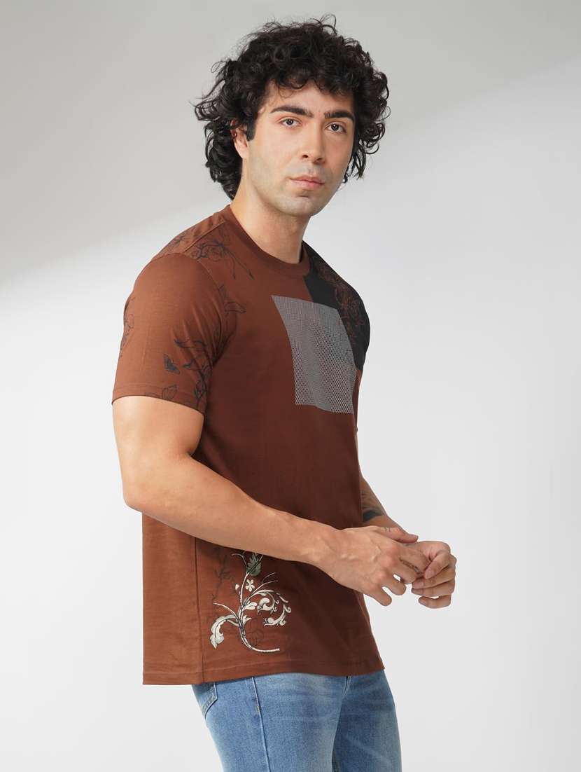 men printed short sleeve regular fit t-shirt - 21935536 -  Standard Image - 2