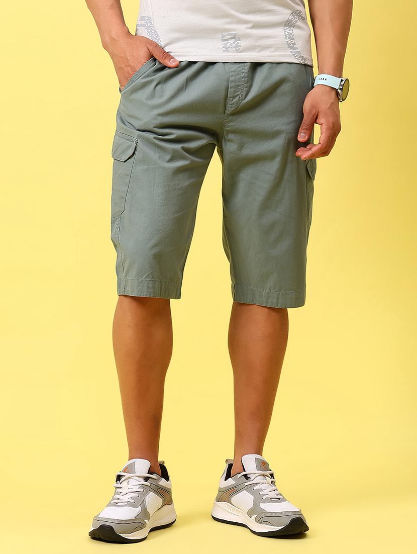 men grey solid mid rise regular fit cargo short - 21936809 -  Zoom Image - 0