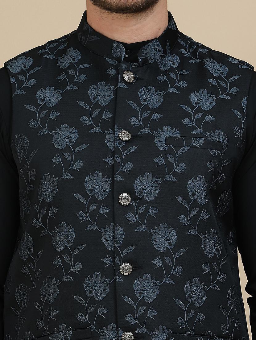 men mandarin neck kurta pyjama with jacket ethnic wear set - 21940185 - Standard Image - 2