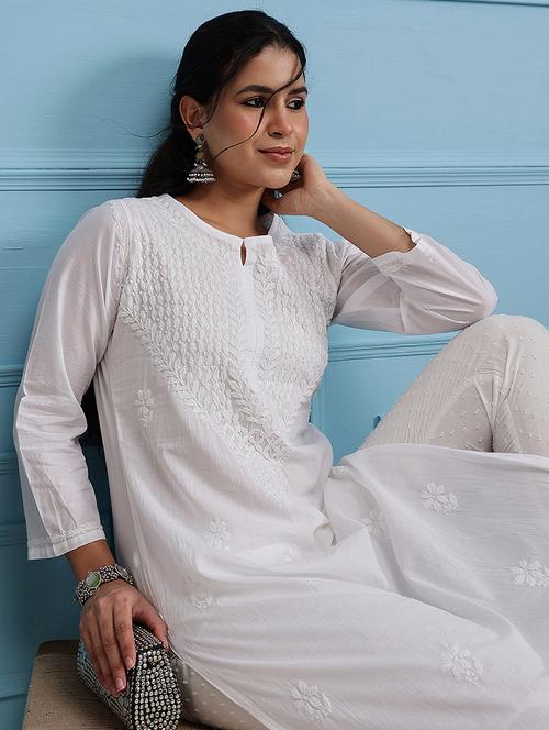 women chikankari long sleeve straight kurta - 21940195 -  Standard Image - 0