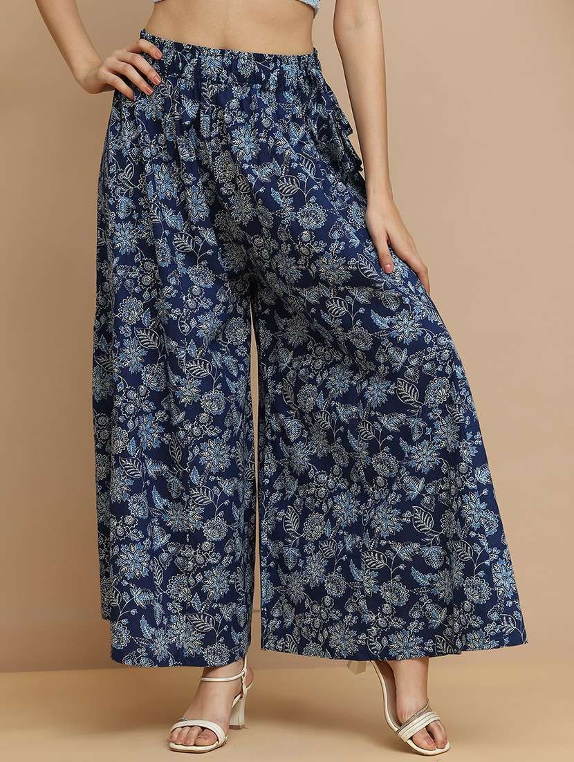 Women Printed Mid Rise Flared Palazzo
