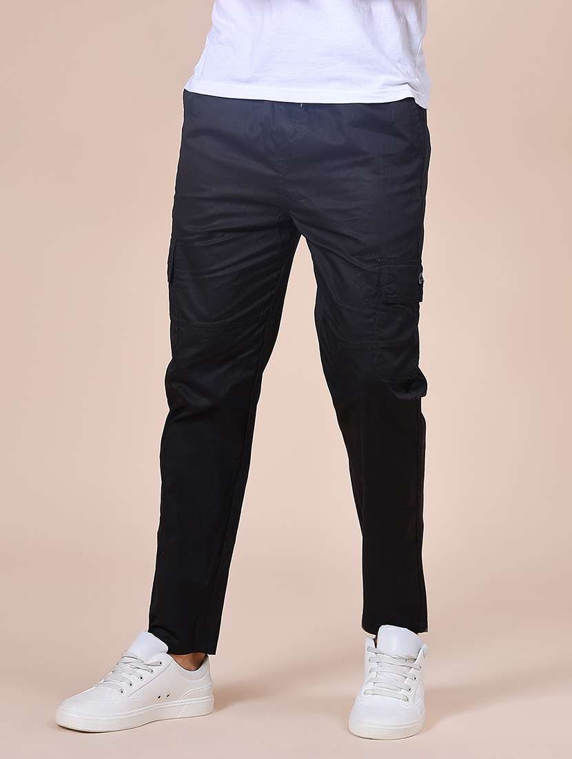 men solid mid rise regular fit cargo