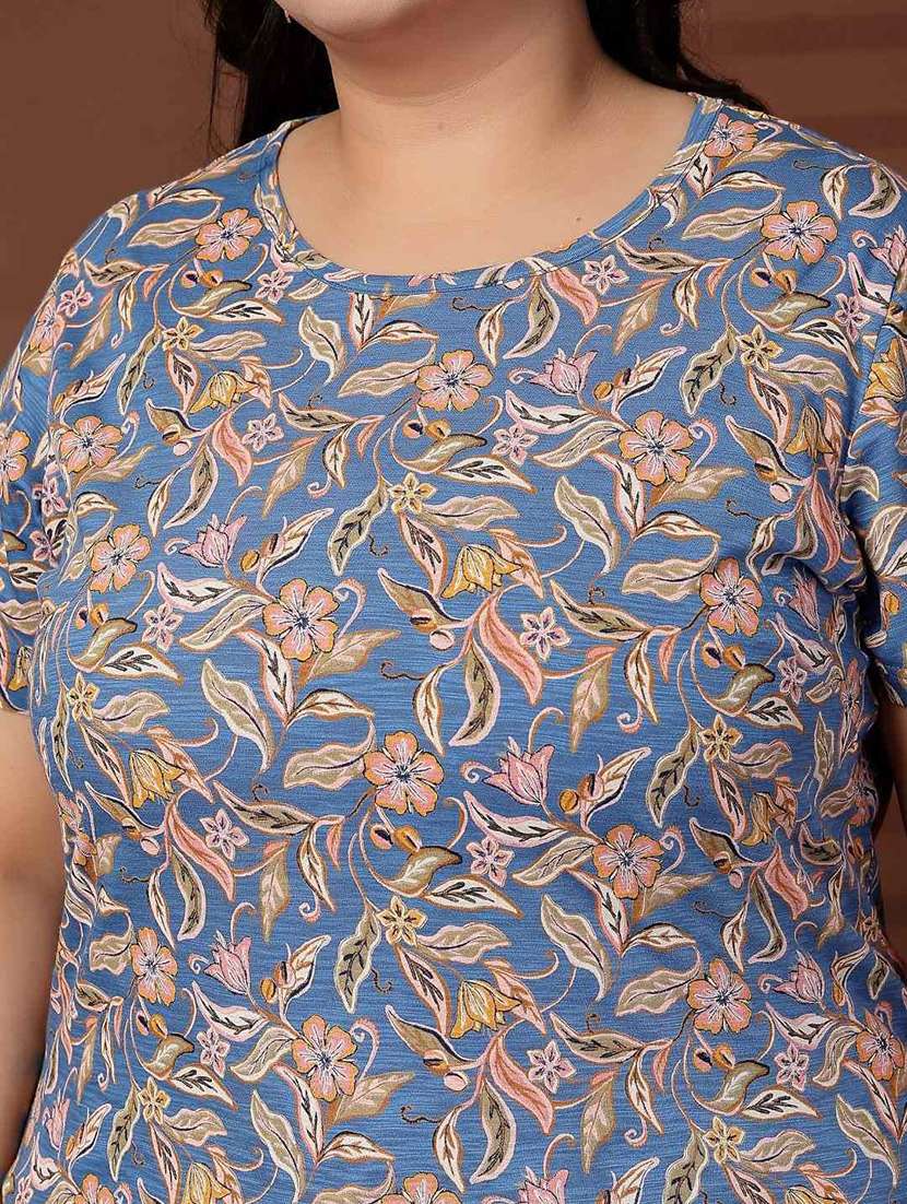 women plus size printed short sleeve t-shirt - 21940816 -  Standard Image - 2