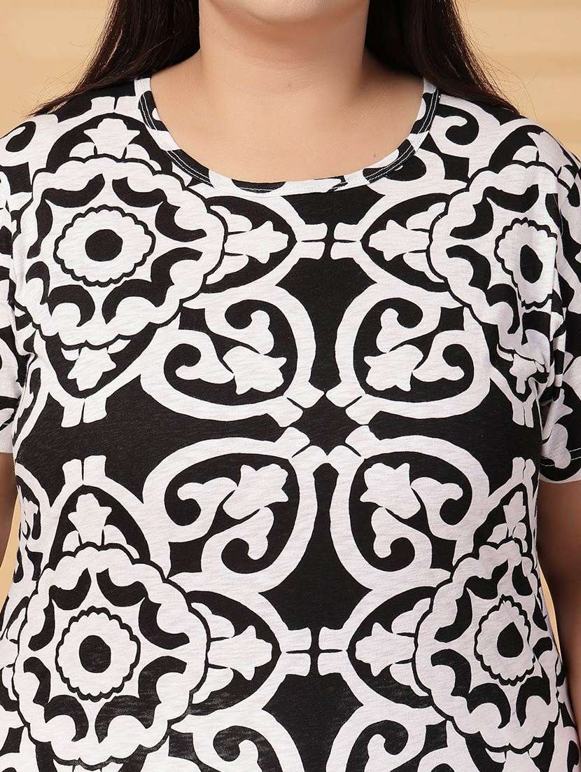women plus size printed short sleeve t-shirt - 21940836 - Standard Image - 2