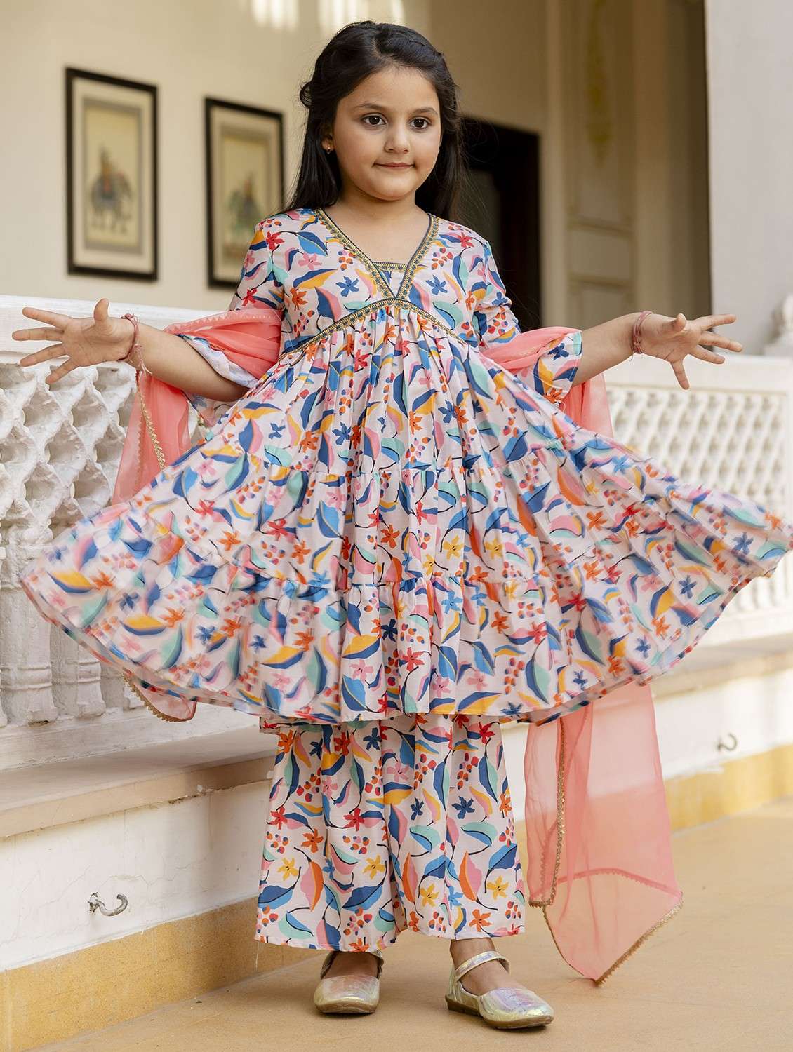 women printed kurta sharara with dupatta set