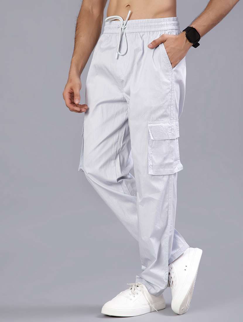 men solid mid rise regular fit cargo - 21941105 -  Standard Image - 2