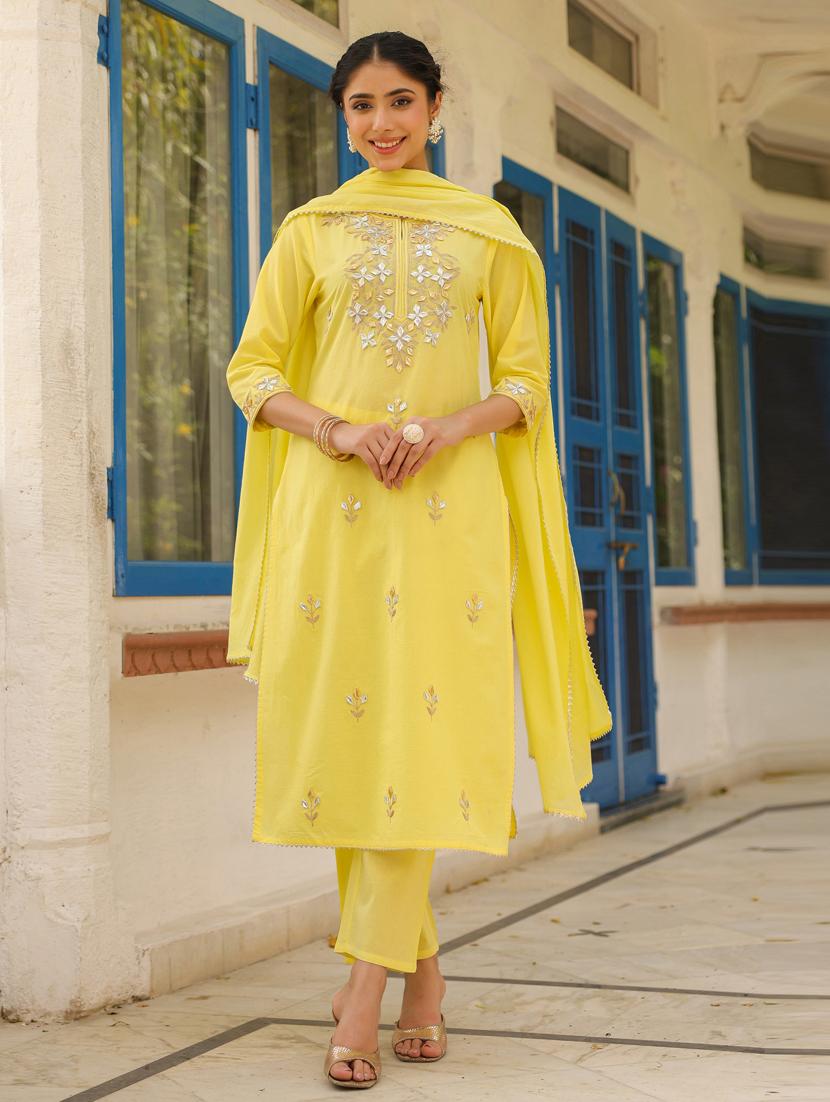 women three quarter sleeve kurta pant with dupatta set - 21941562 -  Zoom Image - 0