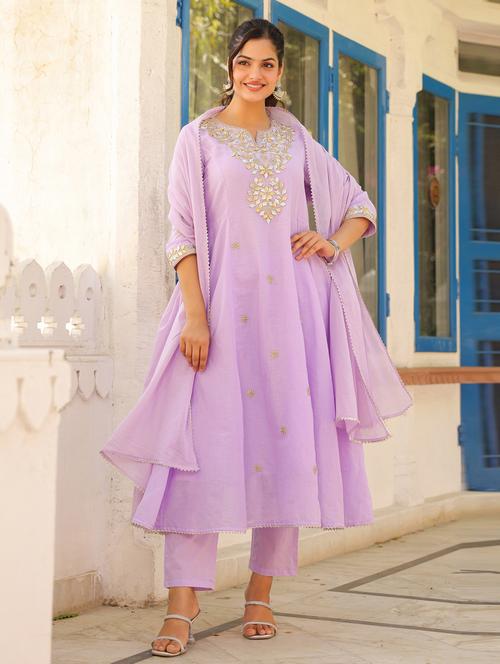 women three quarter sleeve anarkali kurta pant with dupatta set - 21941565 - Standard Image - 0