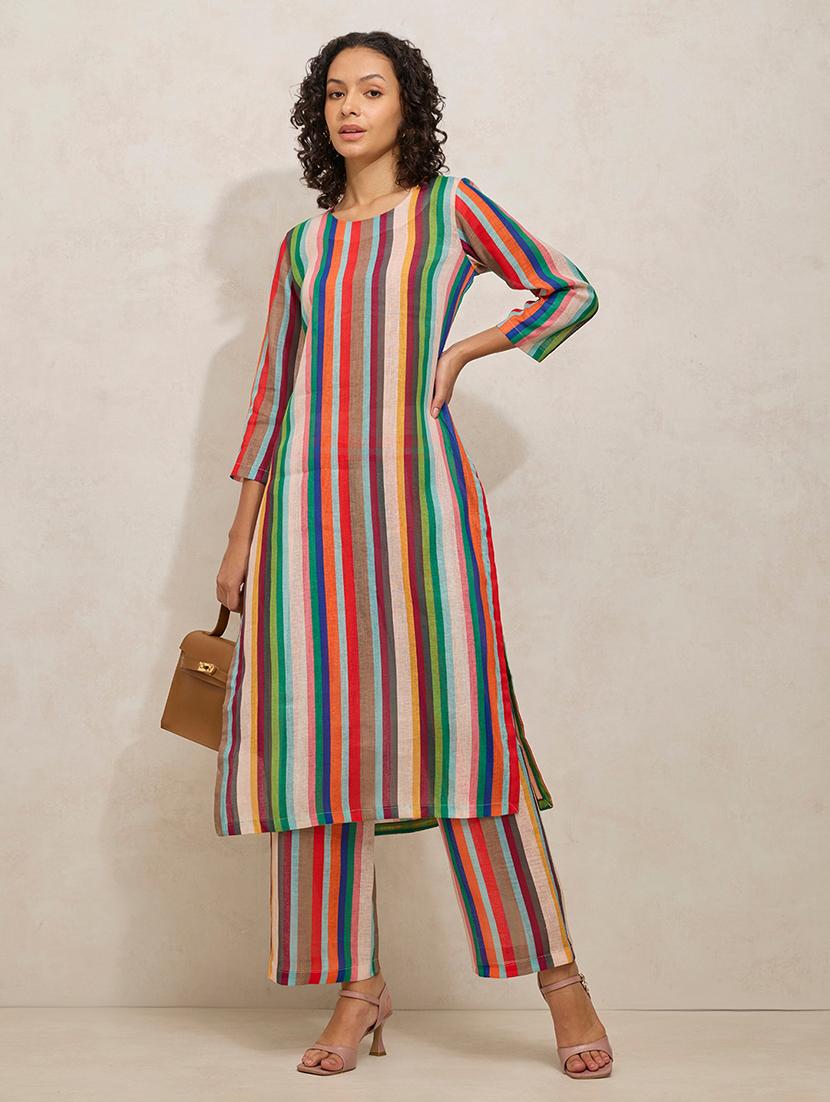 women three quarter sleeve kurta pant set - 21941661 - Zoom Image - 0