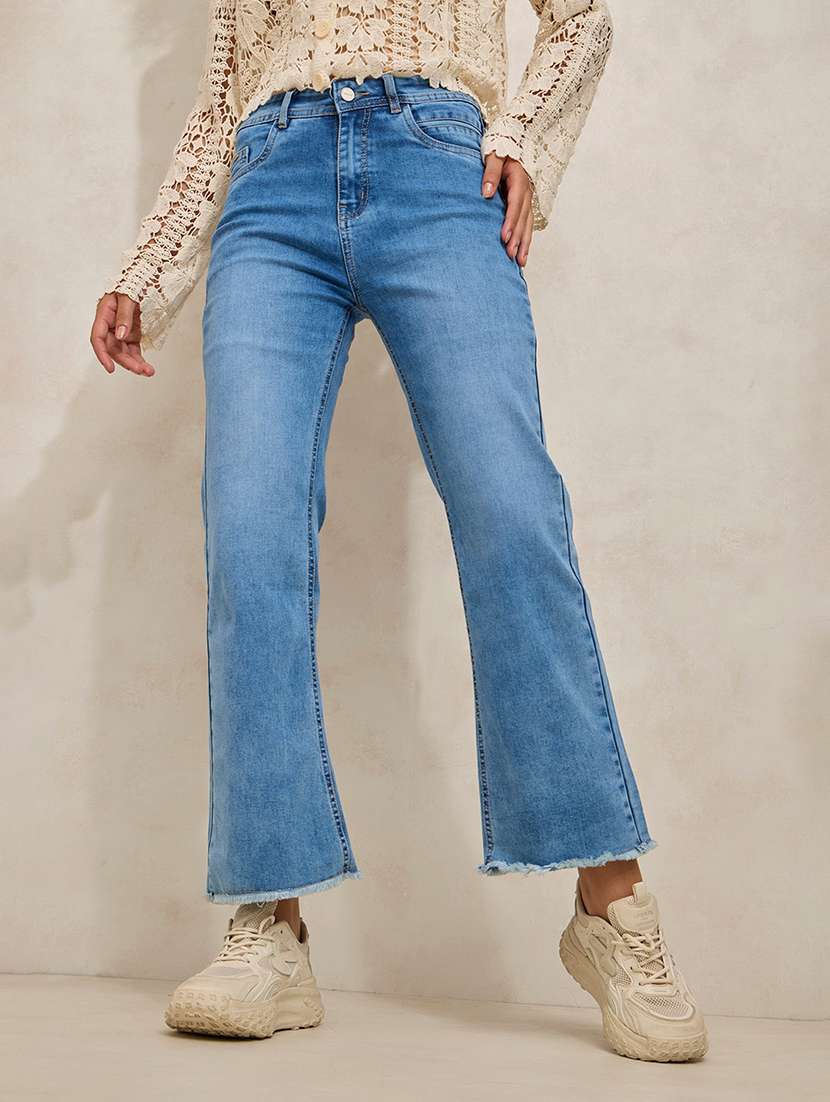 women solid mid rise bootcut jean