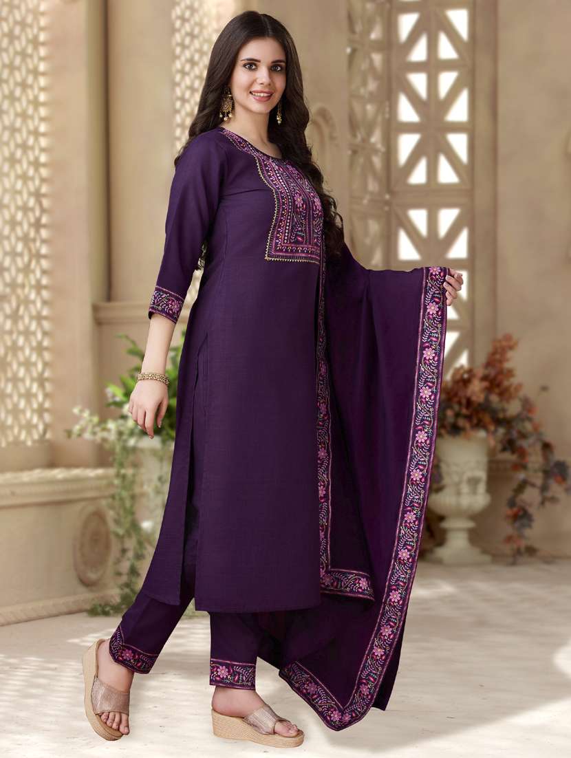 women three quarter sleeve kurta pant with dupatta set - 21942006 - Standard Image - 2