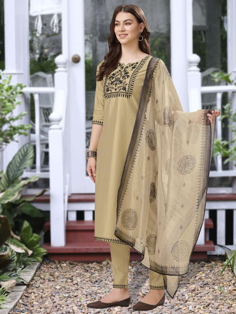 women three quarter sleeve kurta pant with dupatta set - 21942024 -  Standard Image - 2