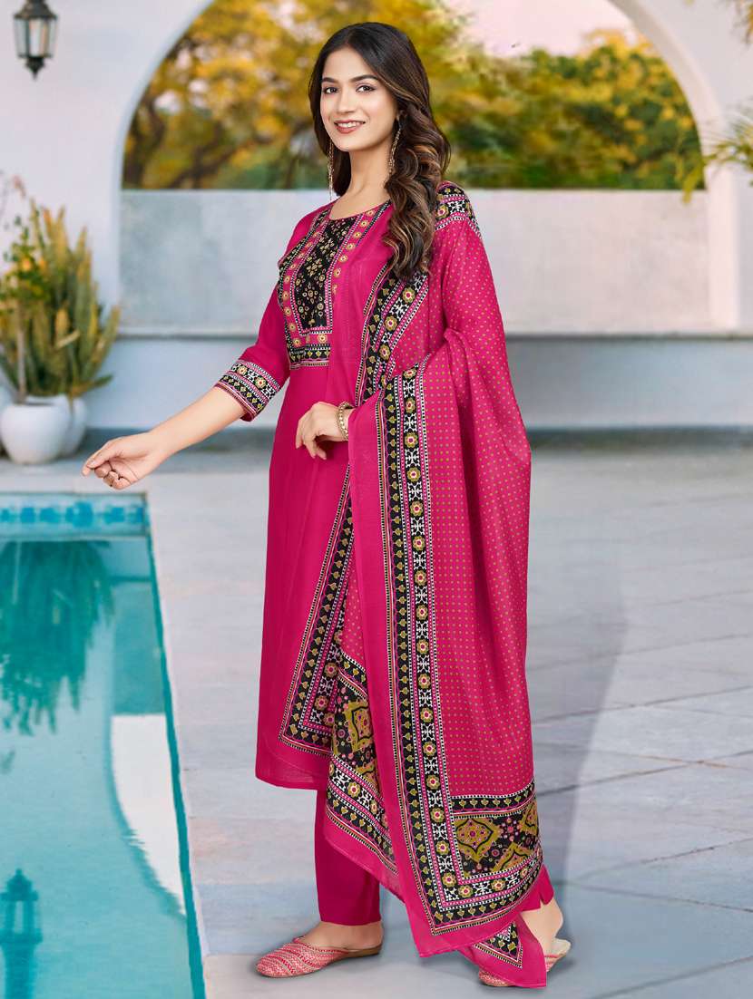 women three quarter sleeve kurta pant with dupatta set - 21942030 -  Standard Image - 2