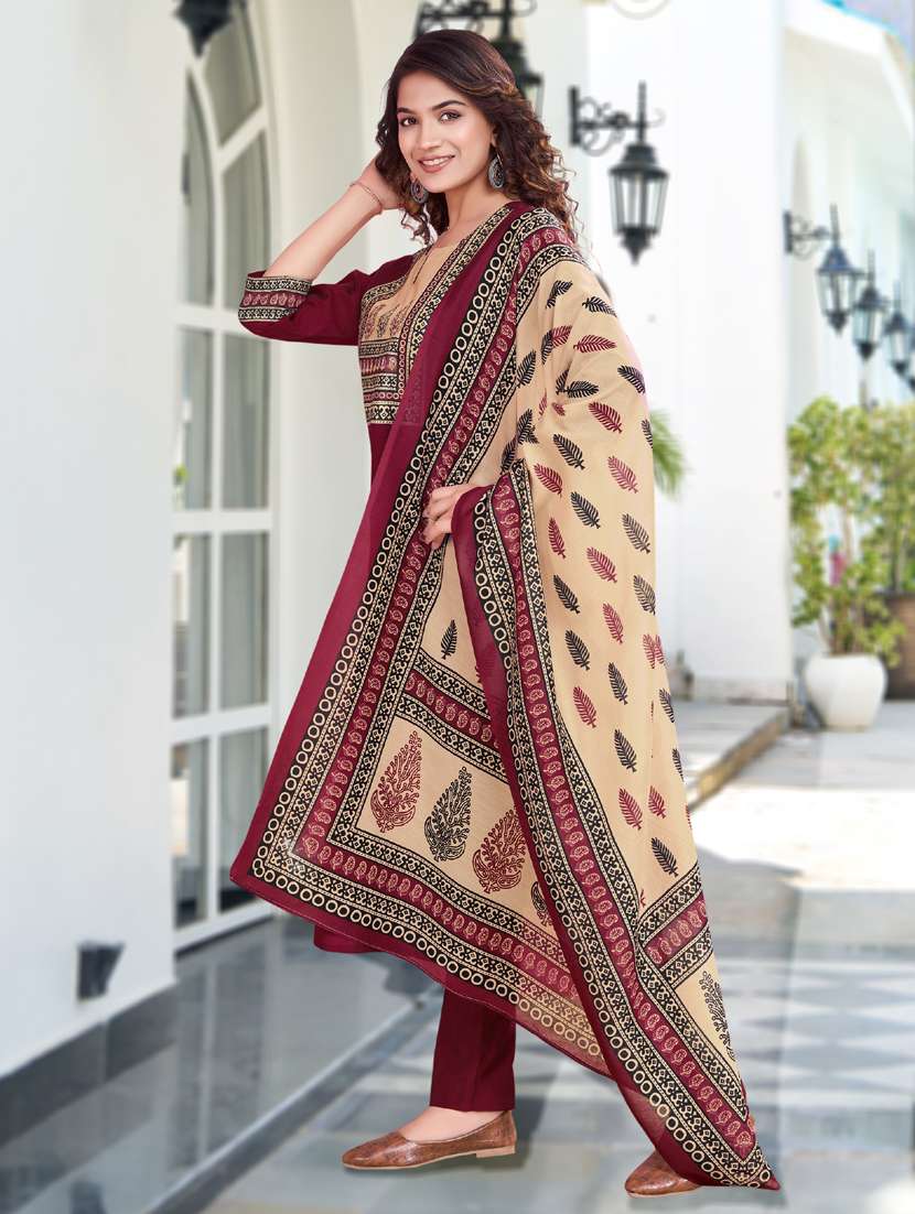 women three quarter sleeve kurta pant with dupatta set - 21942037 -  Standard Image - 2
