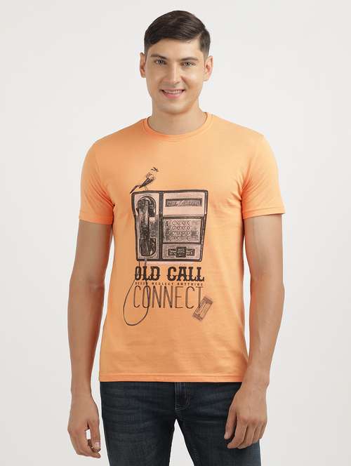 men front print round neck regular fit t-shirt - 21942984 -  Standard Image - 0