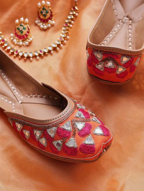 women embroidered slip on juttis - 21943239 -  Standard Image - 0