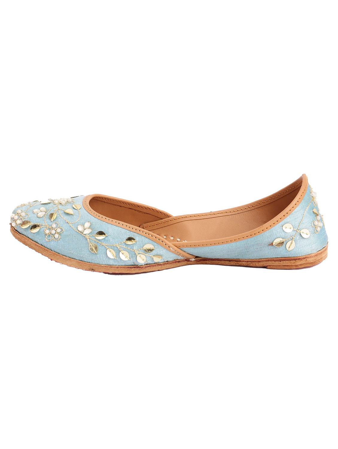 women embroidered slip on juttis - 21943240 - Standard Image - 2