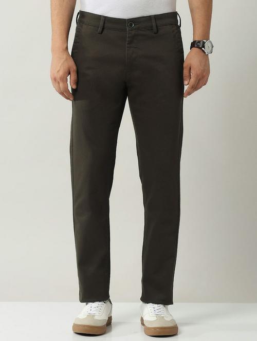 men solid md rise flat front casual chinos - 21943282 - Standard Image - 0